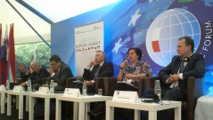 3. септембар 2014. Потпредседница Народне скупштине и чланица Одбора за европске интеграције Гордана Чомић на 24. Економском форуму